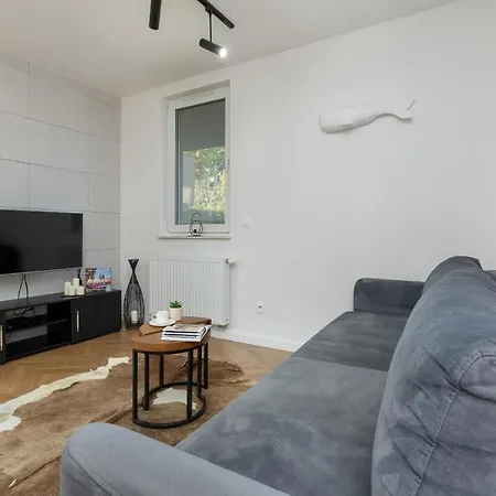 Hotell Zbozowa 2a Nowy Kleparz Cracow By Renters Kraków