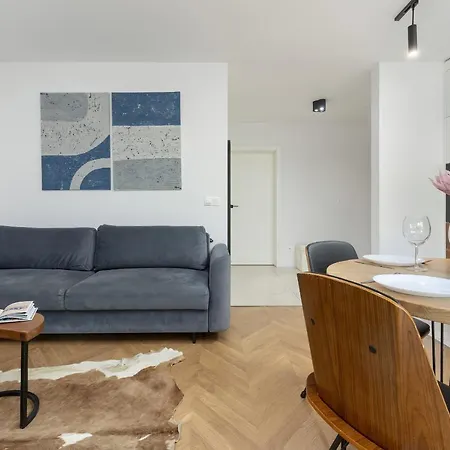 Hotell Zbozowa 2a Nowy Kleparz Cracow By Renters *