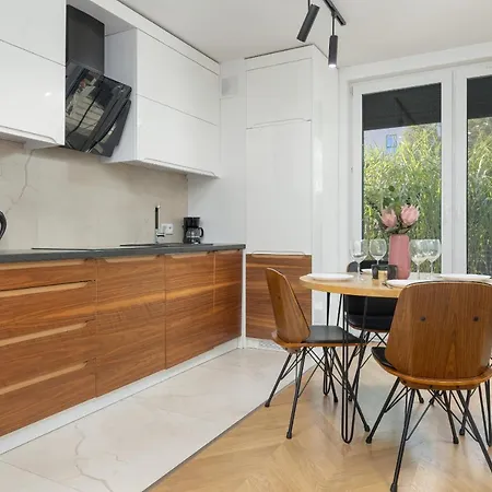 Hotell Zbozowa 2a Nowy Kleparz Cracow By Renters