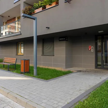 Hotell Zbozowa 2a Nowy Kleparz Cracow By Renters Kraków